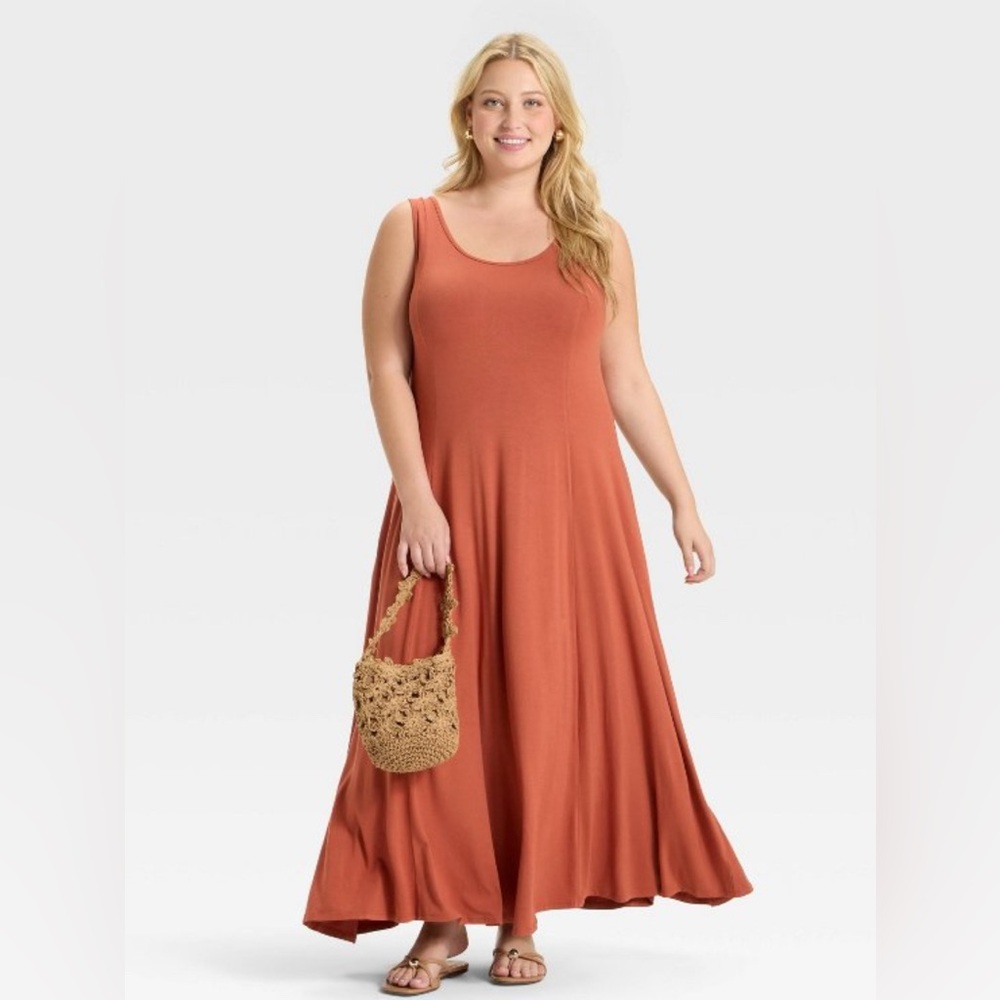 Ava & Viv Seamed Maxi Dress - Rust